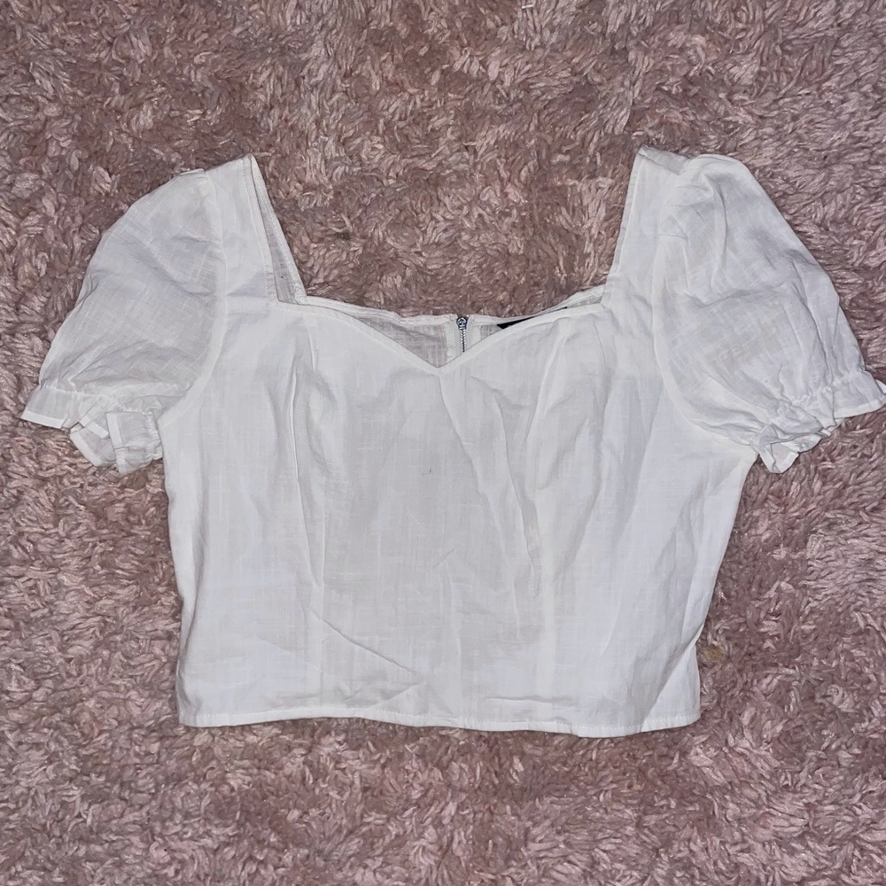 Shein, size L, never worn, great condition!! Get it now!!